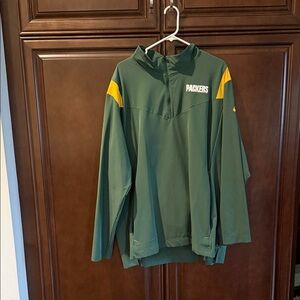 Nike Green and Yellow Packers Pullover Windbreaker